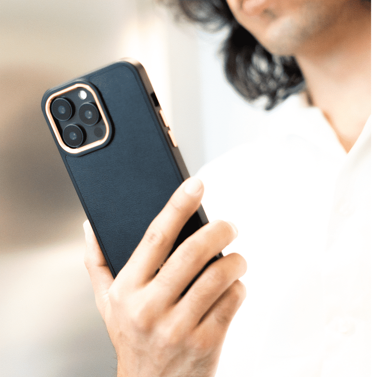 LUX IPHONE 12 PIEL - Imagen 5